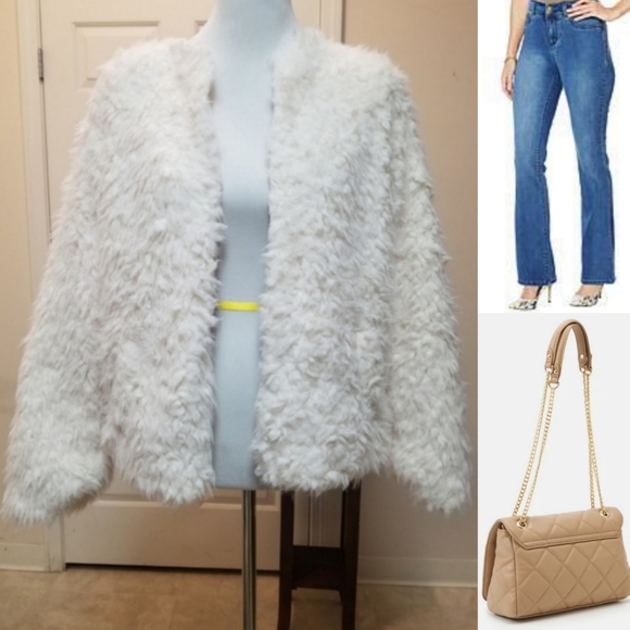 Kensie Jackets & Blazers - 🆕️⬇️KENSIE Nude Faux-Fur Open Front Coat